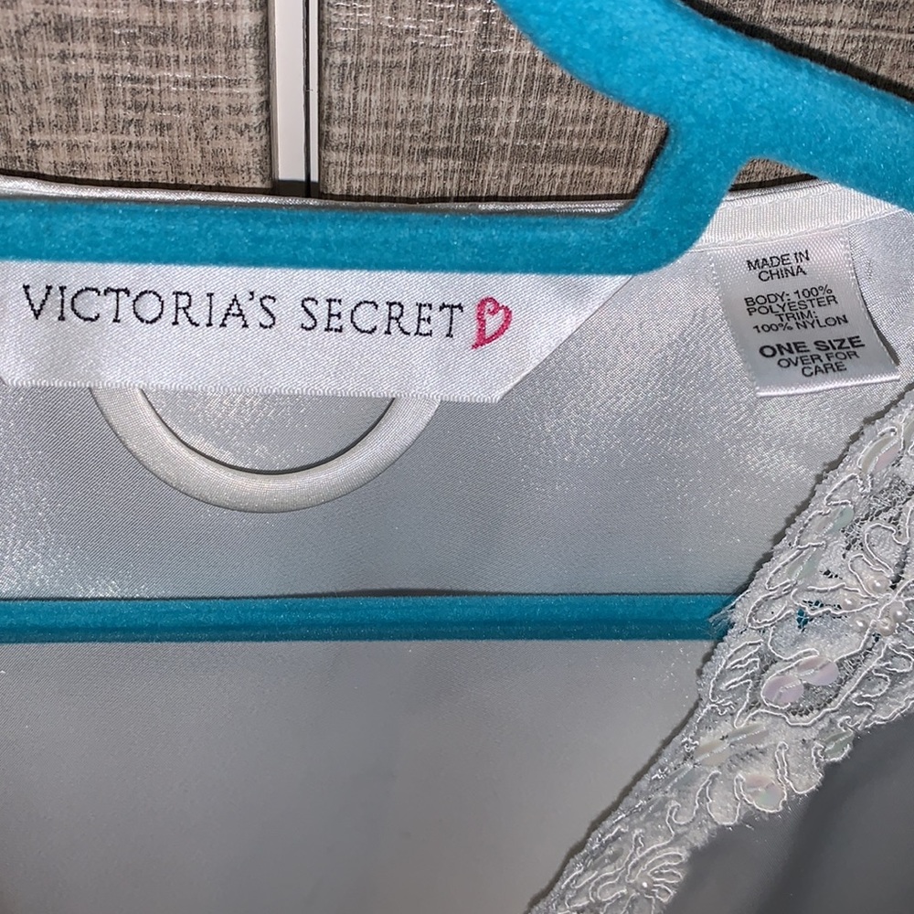 Victoria’s secret’s Satin Robe - Picture 7 of 14